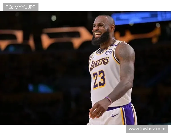 勒布朗詹姆斯复出带领湖人逆袭勇士 赛季最佳表现引发热议 勒布朗詹姆斯复出带领湖人逆袭勇士 赛季最佳表现引发热议