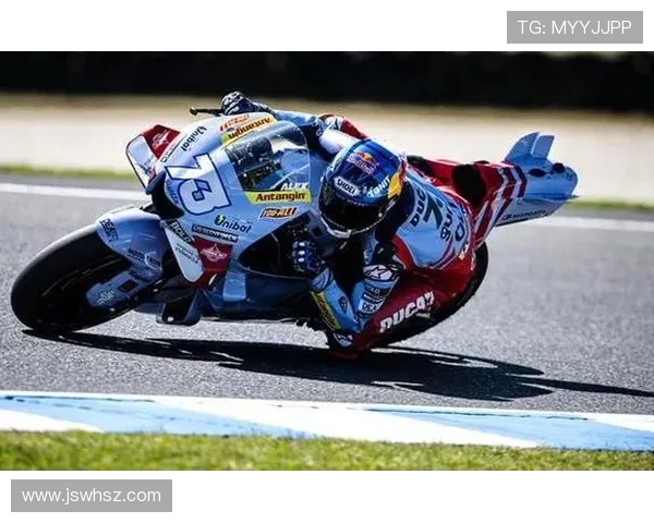 摩托GP赛季激烈对决 阿尔梅达击败马尔克斯夺冠再创辉煌 摩托GP赛季激烈对决 阿尔梅达击败马尔克斯夺冠再创辉煌