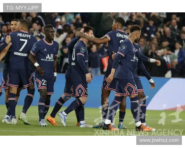 法甲2020赛季回顾与分析 巴黎圣日耳曼称霸与其他球队表现对比 法甲2020赛季回顾与分析 巴黎圣日耳曼称霸与其他球队表现对比