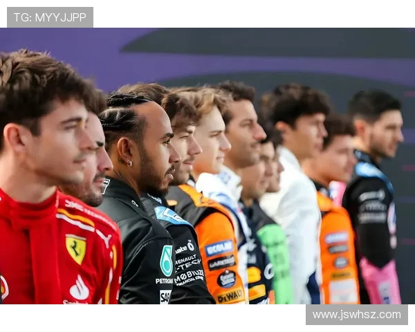 F1赛季激烈角逐揭幕 各队新车表现引发关注与期待 F1赛季激烈角逐揭幕 各队新车表现引发关注与期待