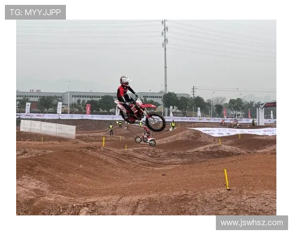 摩托车大奖赛最新动态:2025赛季各队备战激烈对抗开赛在即 摩托车大奖赛最新动态:2025赛季各队备战激烈对抗开赛在即