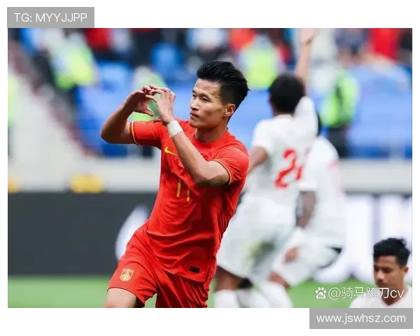 中国男足世预赛关键战告捷年轻球员崭露头角引关注全国球迷热议未来走向 中国男足世预赛关键战告捷年轻球员崭露头角引关注全国球迷热议未来走向