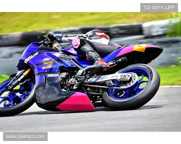 摩托车大奖赛2025赛季最新动态：全新技术革新与赛道规则改革引关注